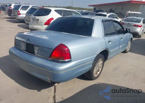 2000 Ford Crown Victoria из США, поврежденный, VIN 2FAFP73W2YX158213